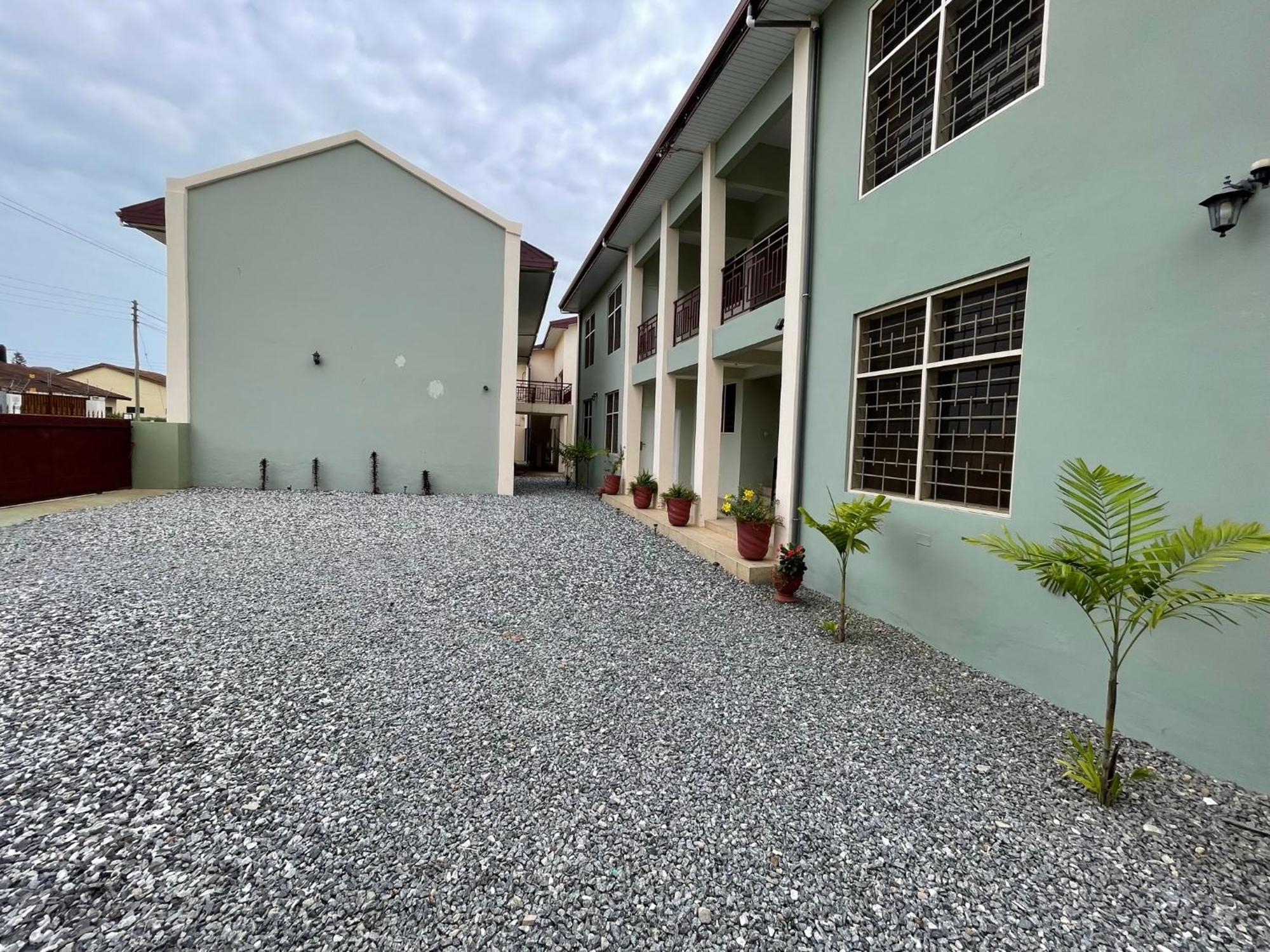 Connect Africa Apartments Spintex Exterior photo